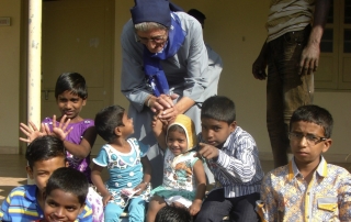 Soberanía alimentaria en un centro para enfermos de VIH/SIDA en Manmad